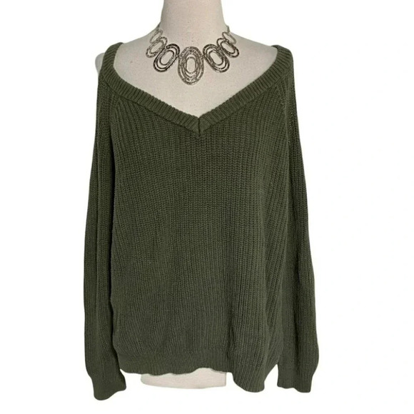 Moral Fiber XL boho army green ribbed‎ cold shoulder V-neck sweater - Picture 1 of 5